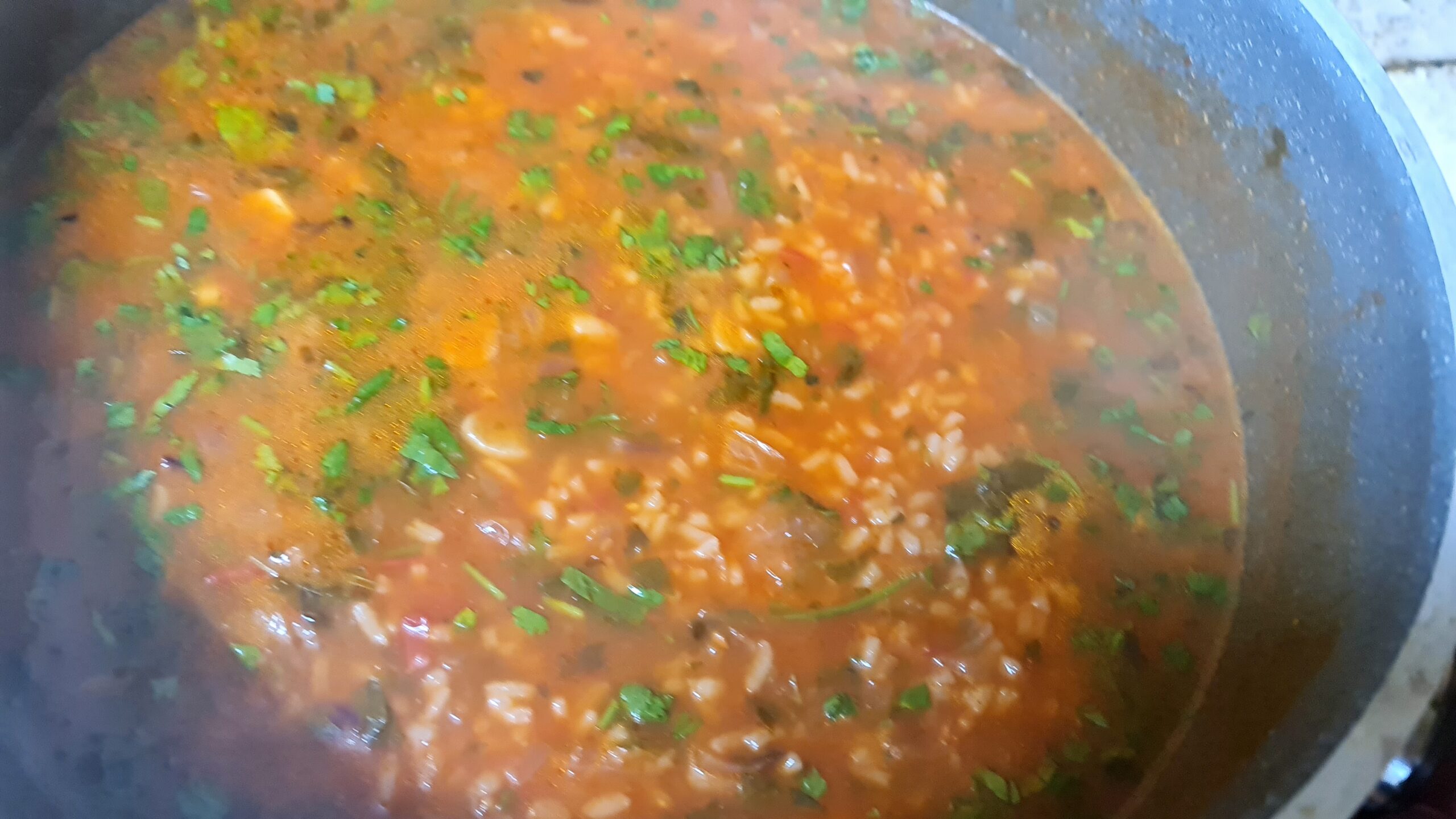 Soupe aux tomates et au riz - la plus délicieuse !